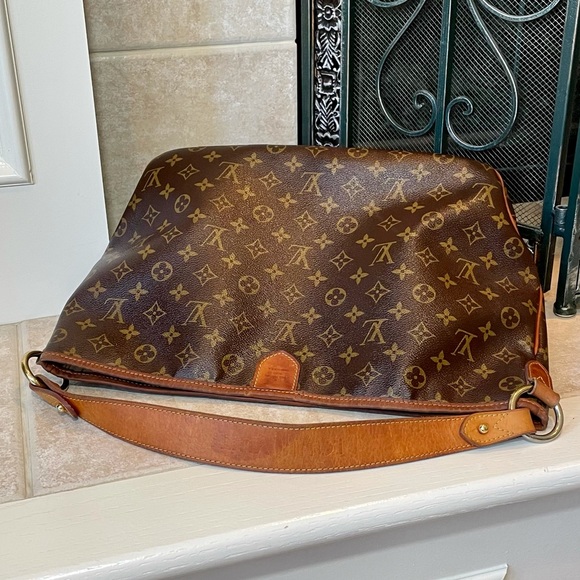 Louis Vuitton Delightful Monogram Print - Picture 5 of 9